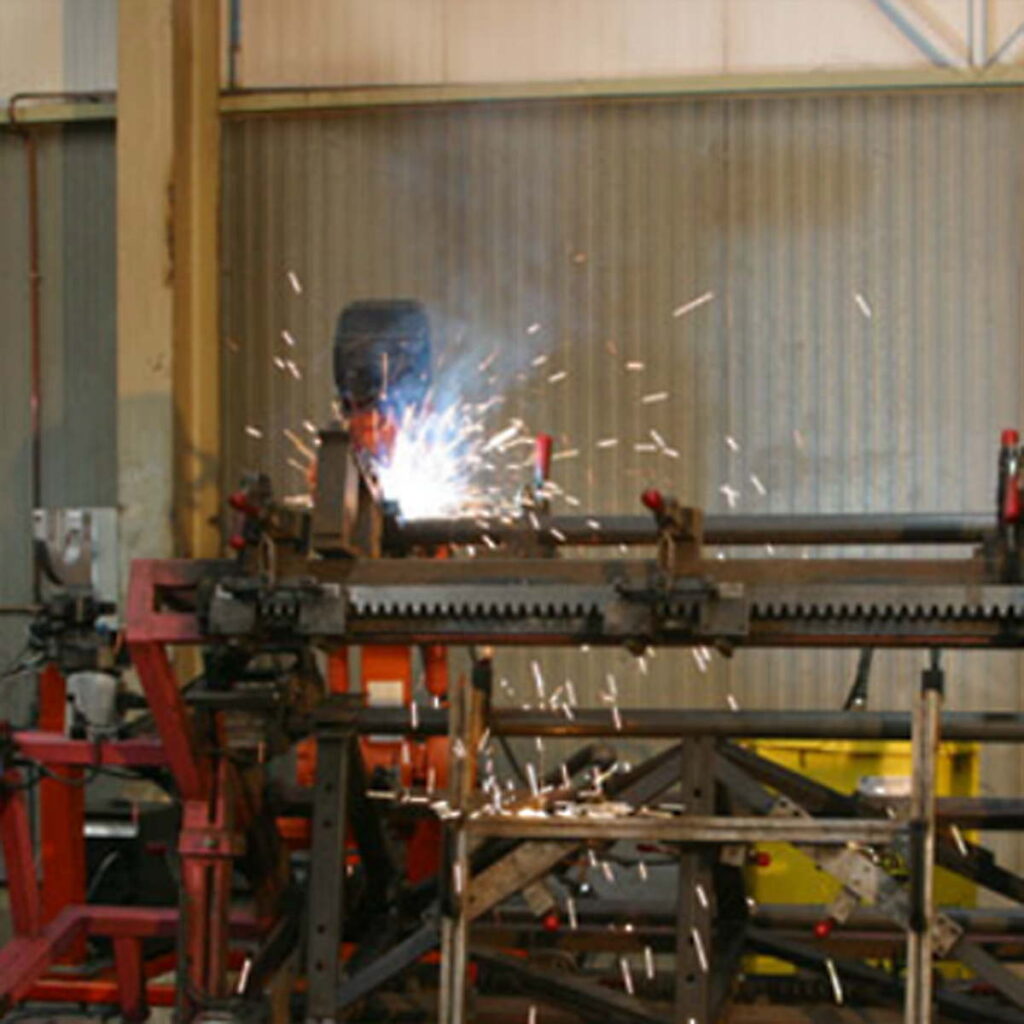 PROCESOS ROBOTIZADOS Y SEMIAUTOMÁTICOS